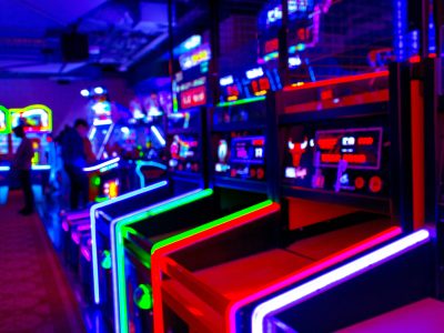 GLO Mini Golf